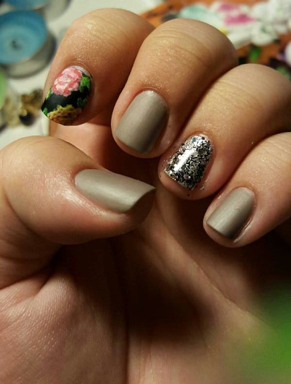 Just Chic Short Nail Designs