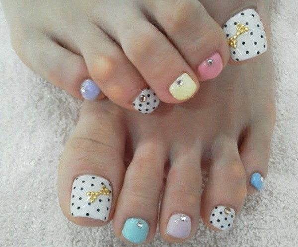 nice and simple nail design