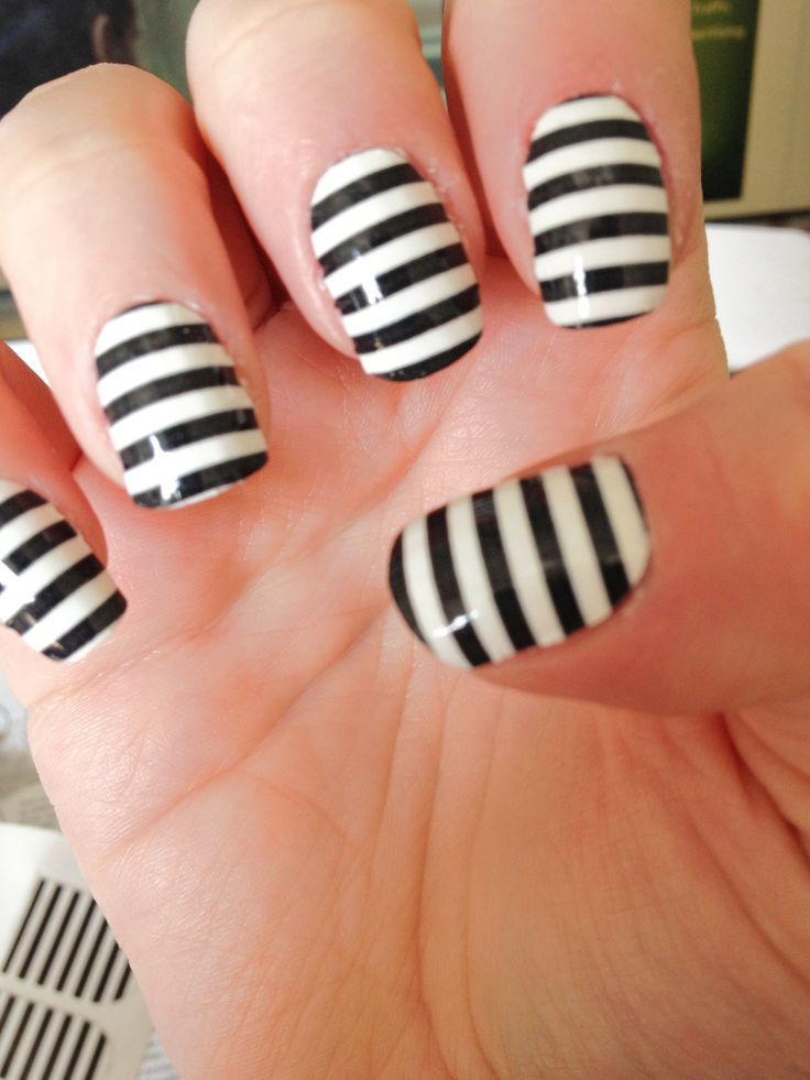 black and white nail designs 29