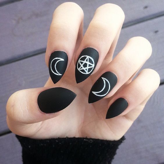 Cute Astrology Fan Nails