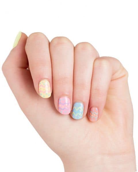 Pattern nail ideas for women