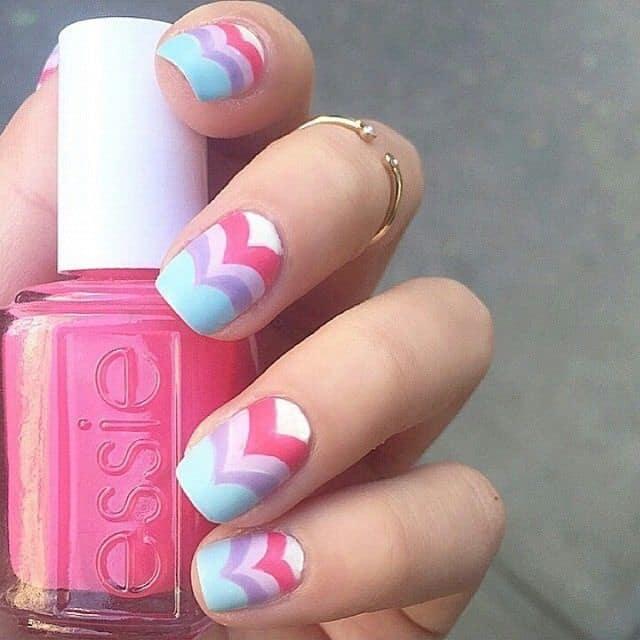 chevron nail design for women