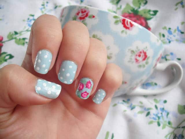 Flower Nail Designs 2