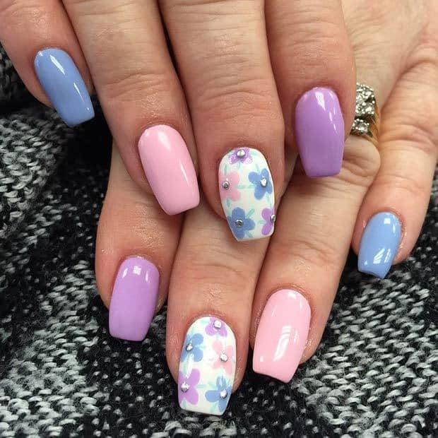 easy and nicc Flower Nail Designs 