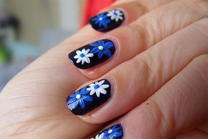 Flower Nail Blue & White