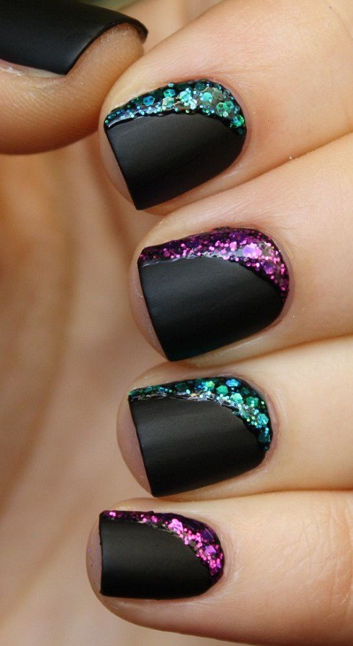  Matte Black Glitter nail art 