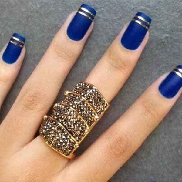  blue and Golden Stripes nail designs 