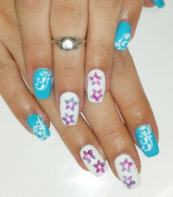 Flower with nail design for women 