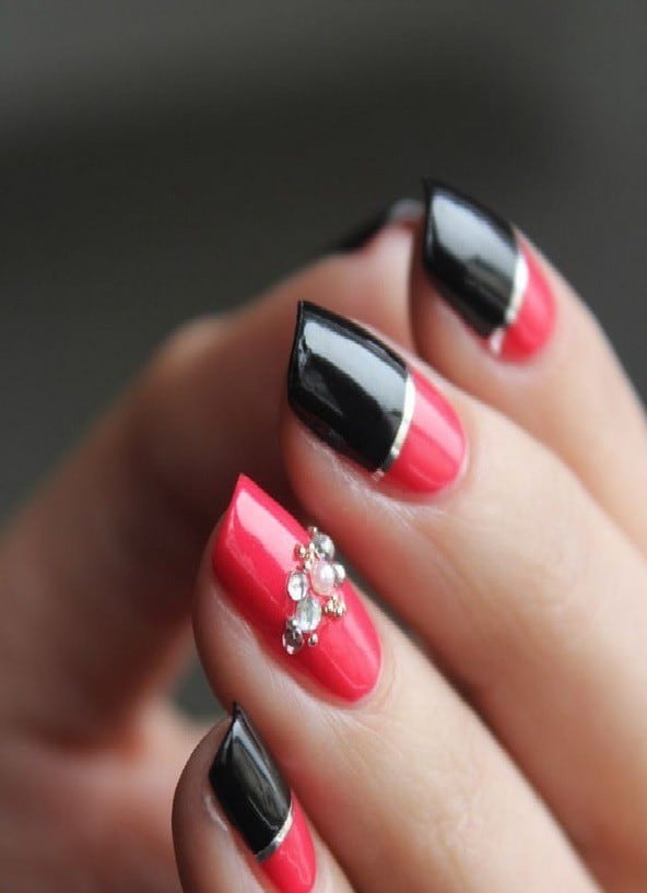 Red and Black nail designs 21