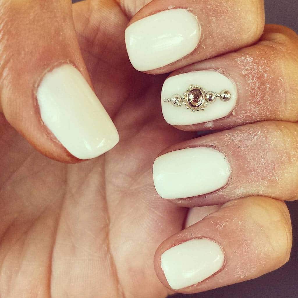 White nail designs 045