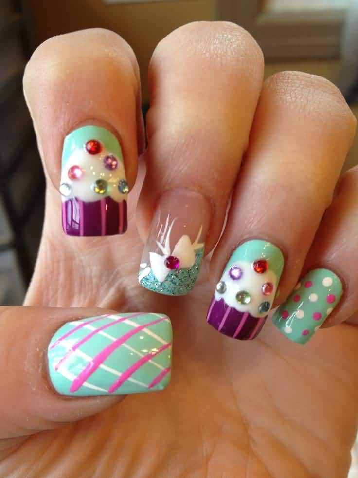 green birthday nail ideas