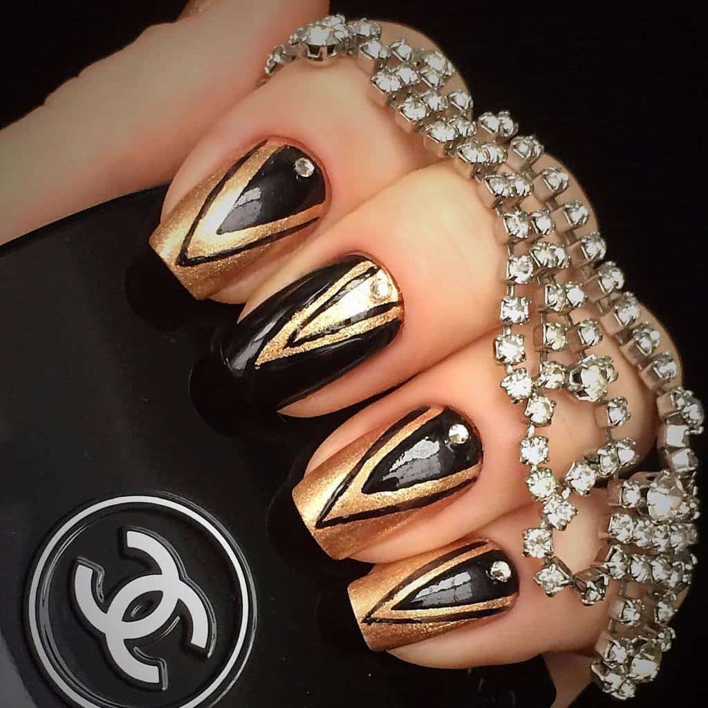 Black & Gold Nail Designs 51 Fabulous Ways To Rock'em