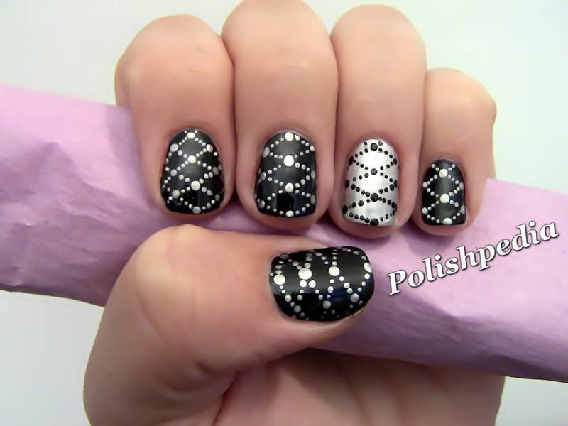 black and silver nail designs 11