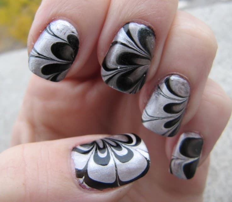 favorite Silver Floral Marble black and silver nail