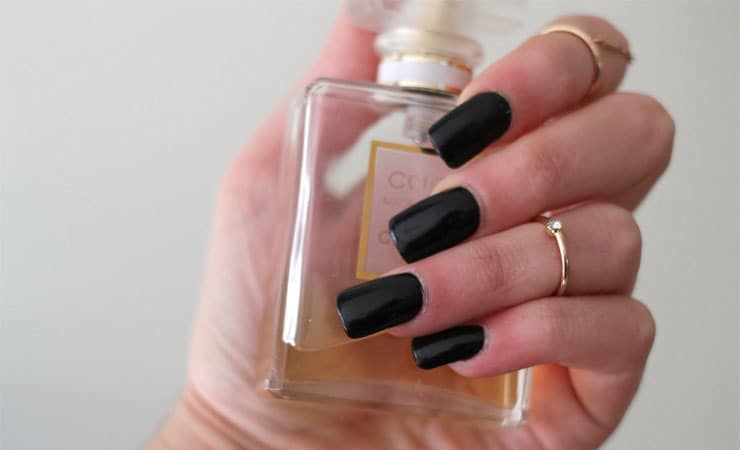 pure black french tip nail 