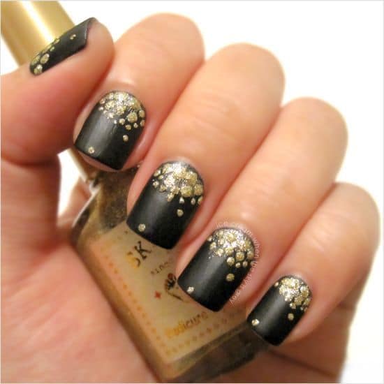 gold nail designs 8