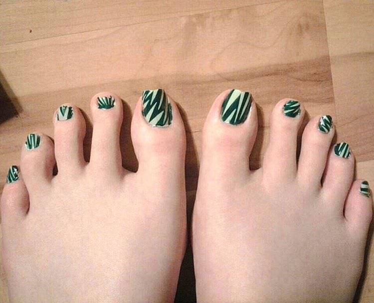 green nail designs 8