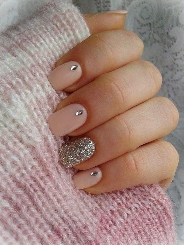 Salmon & Silver Glitter hot pink nail