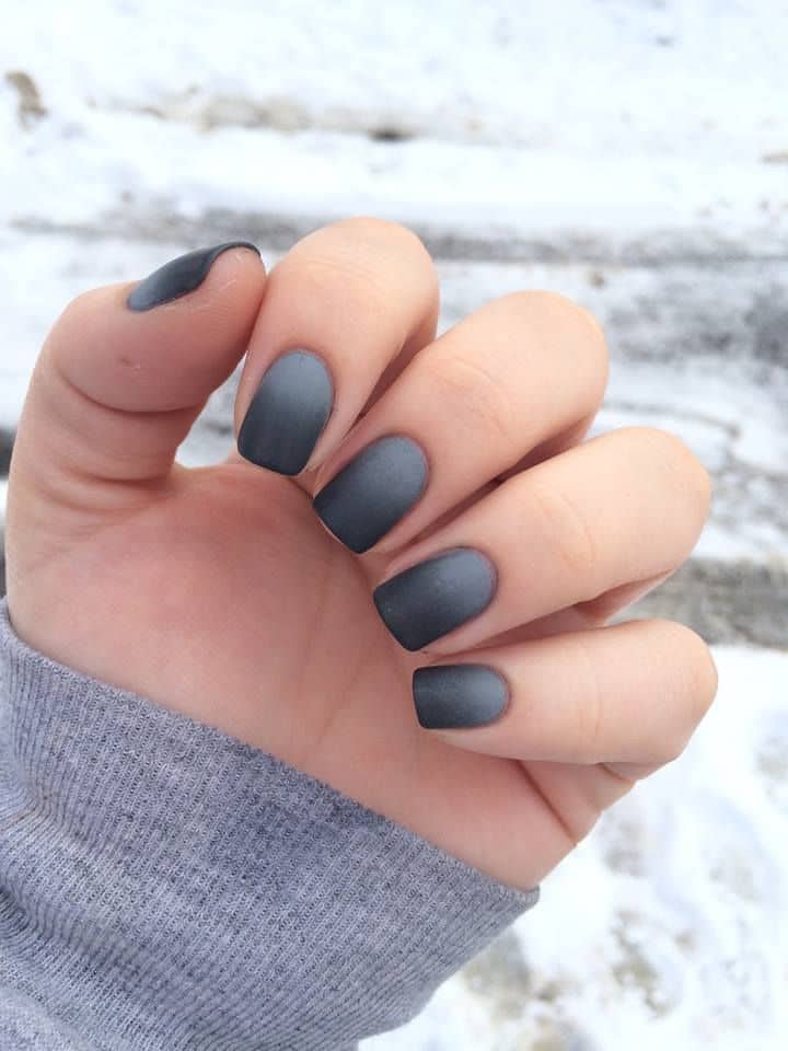  Grey Winter nail style