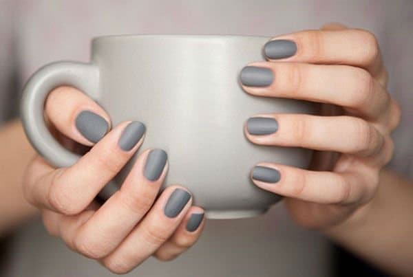 Cloud Greyn matte nail designs