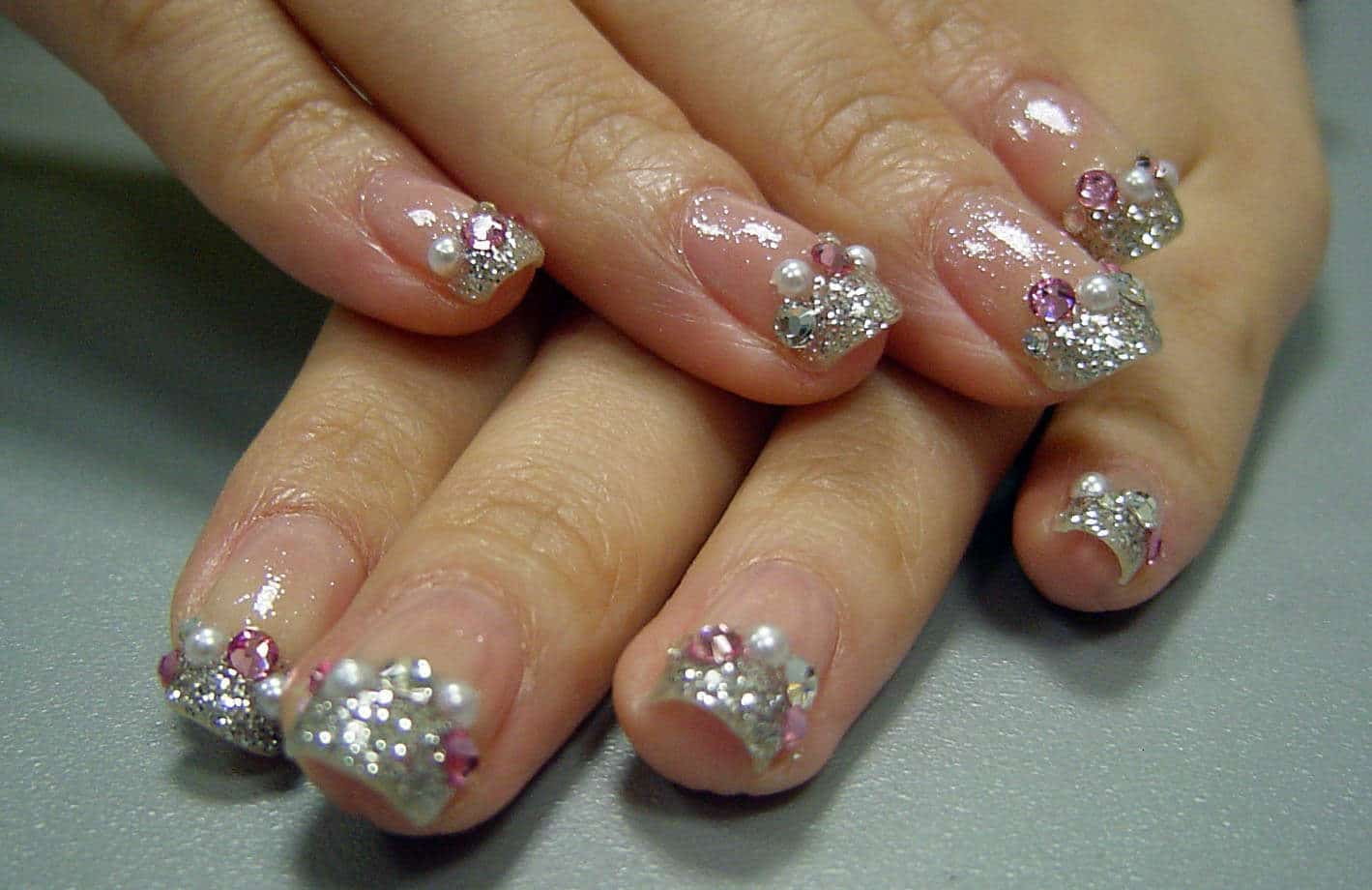 nail art design diamonds