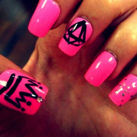 nail designs with diamonds 4
