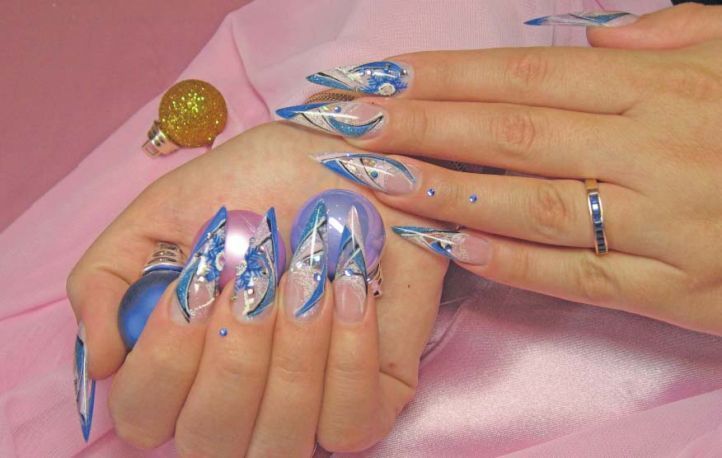 nail designs with rhinestones 10