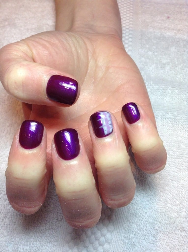 Hot Violet ring finger nail 