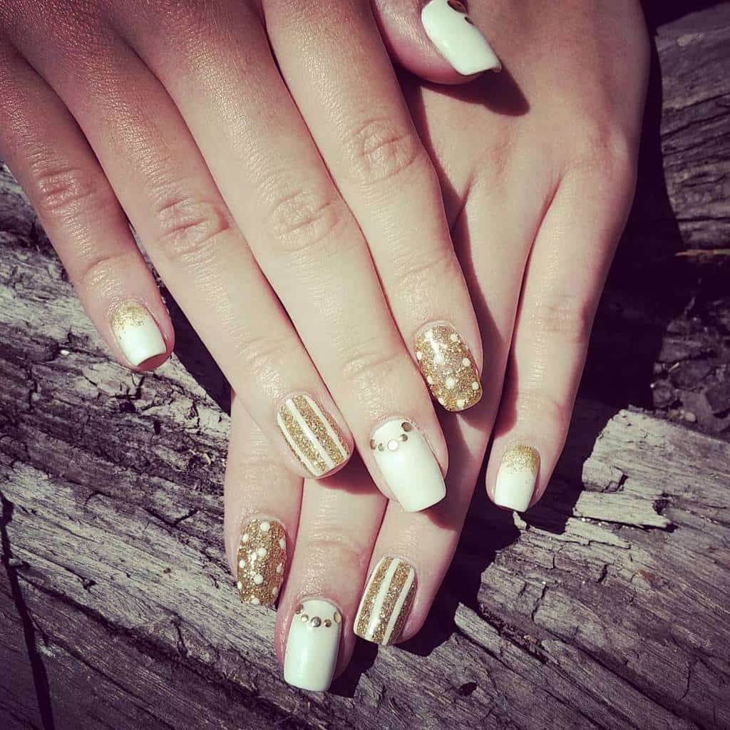 simple Hollywood nail design