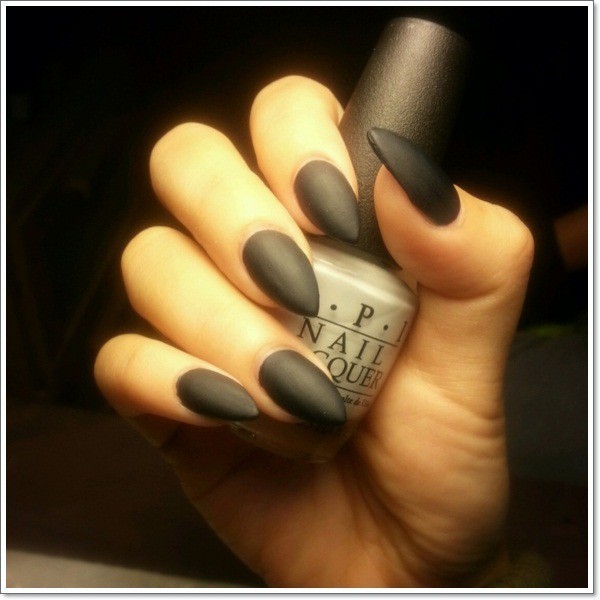 stiletto nail with Coal black color 