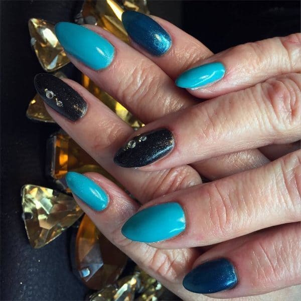 blue and turquoise nail design