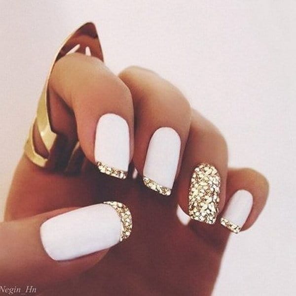 12 Alluring White Plus Gold Nail Designs