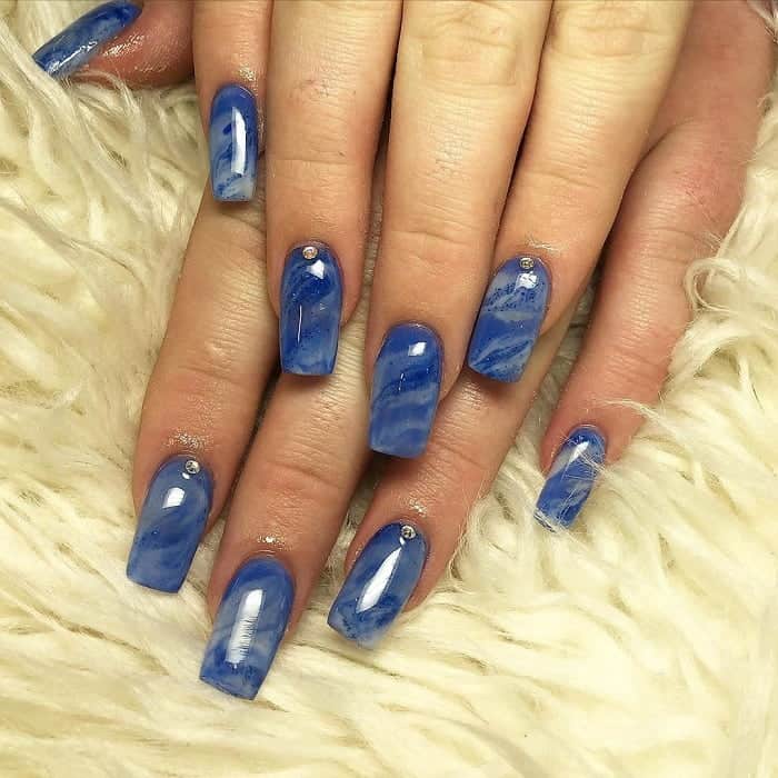 blue marble nail design