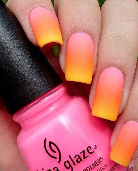 Pink Ombre nail 