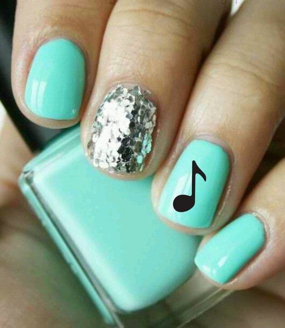 green color music nail design