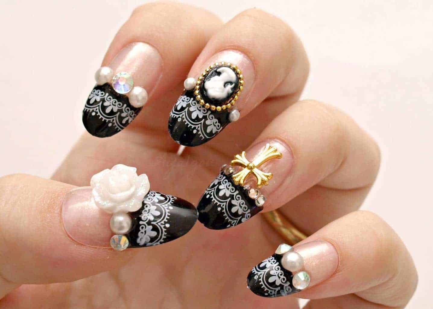 30+ Aristocratic Bling Nail Designs for 2024