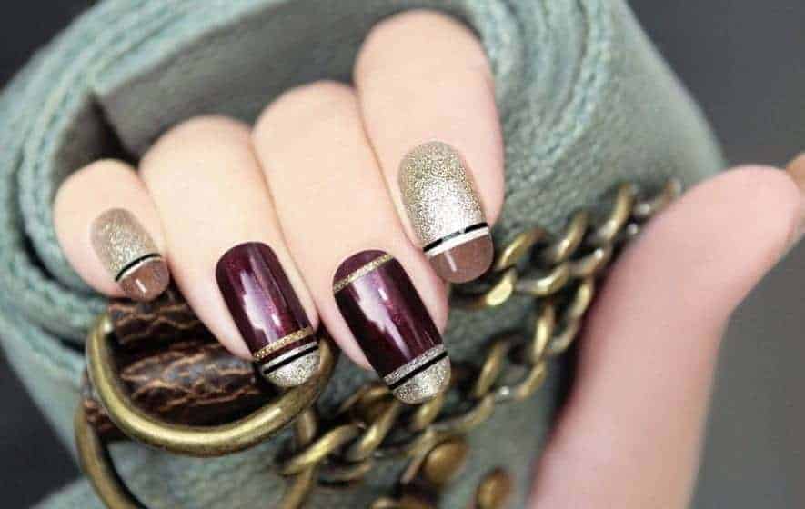 35 Alluring Line Nail Designs To Try