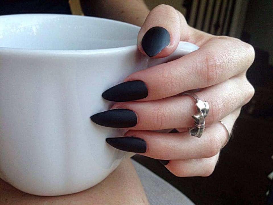 mate black nail design for girl