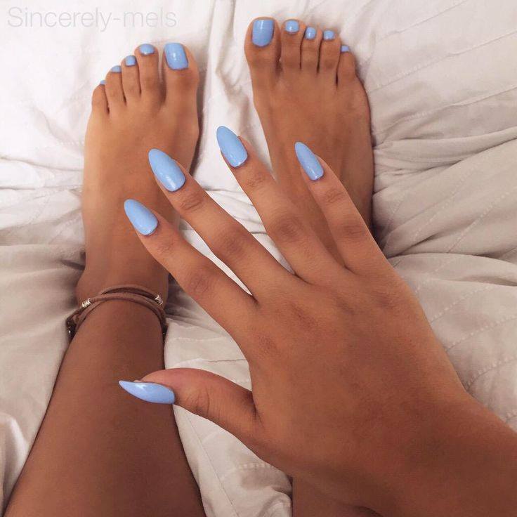 sky blue nail idea for girl