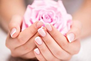 80 Milky & Opaque White Nail Trends