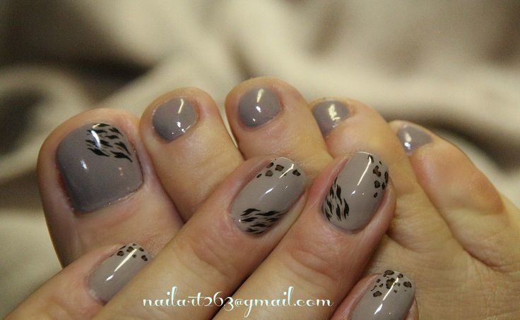 leopard Pedicure Nail Design