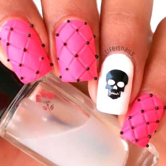 Skull Nail