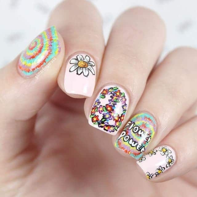 concrete drawing with Hippie Nail art 