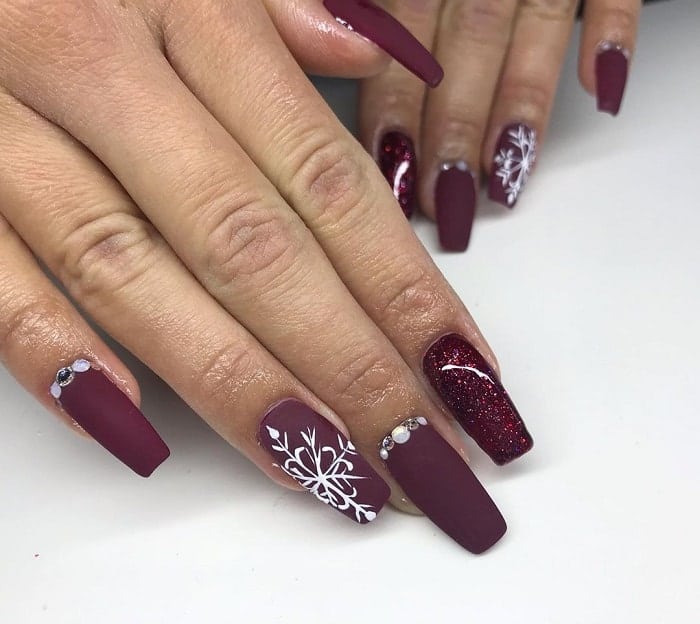 The 50 Most Alluring Burgundy Nail Designs To Try – NailDesignCode