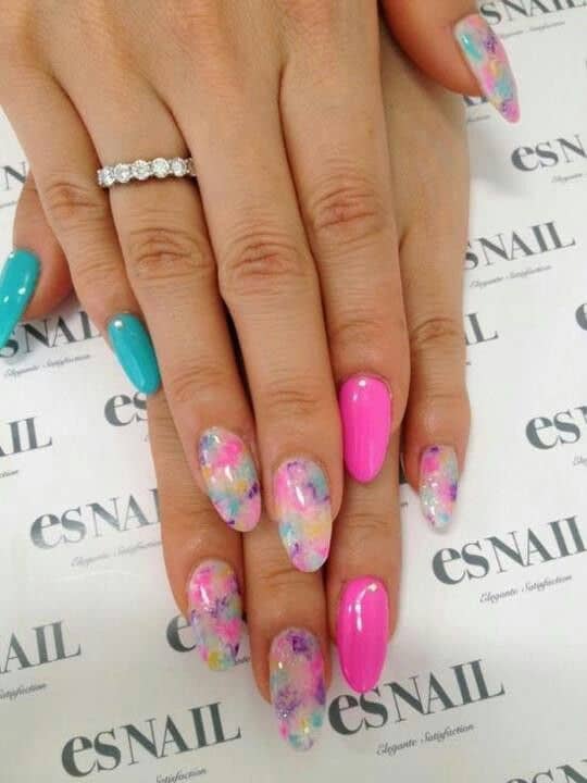 30 Best Almond Shaped Nail Designs to Sneak The Peek