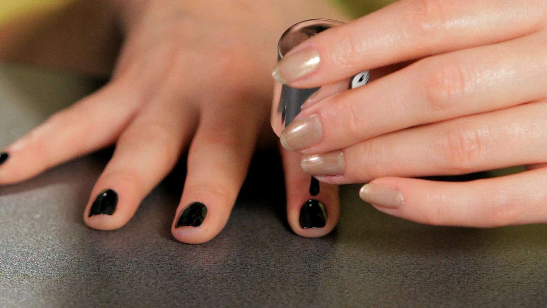 17 Mirror Nail Polish Ideas, From Cute to Edgy NailDesignCode