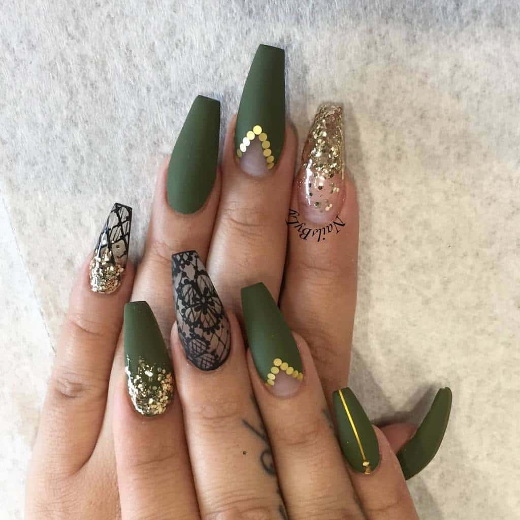 Gem with 3D Nail Art