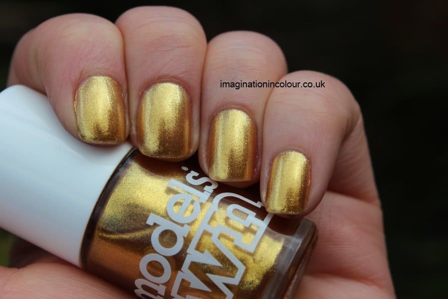 yellow gold manicure