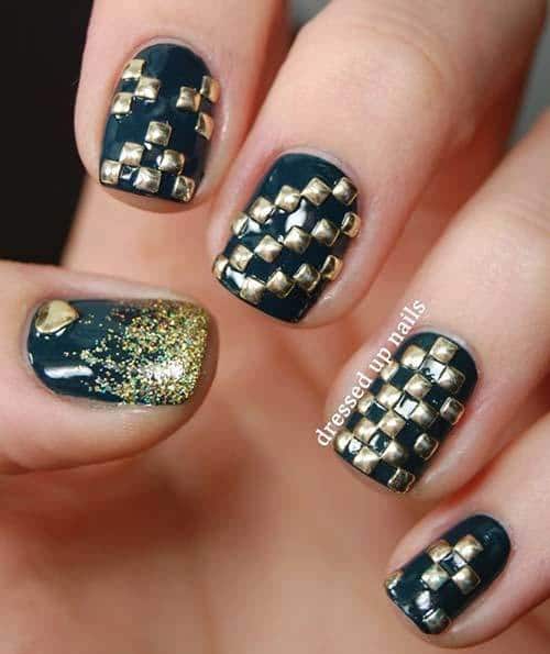 3D Checkered Nail Art