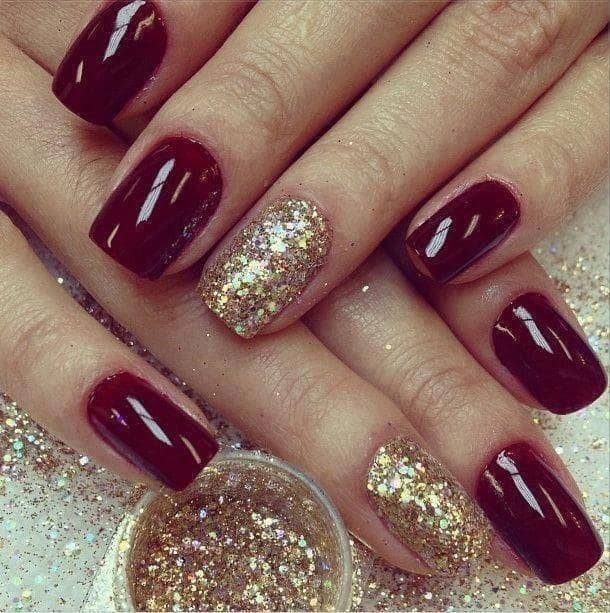 short Maroon and Gold Nail